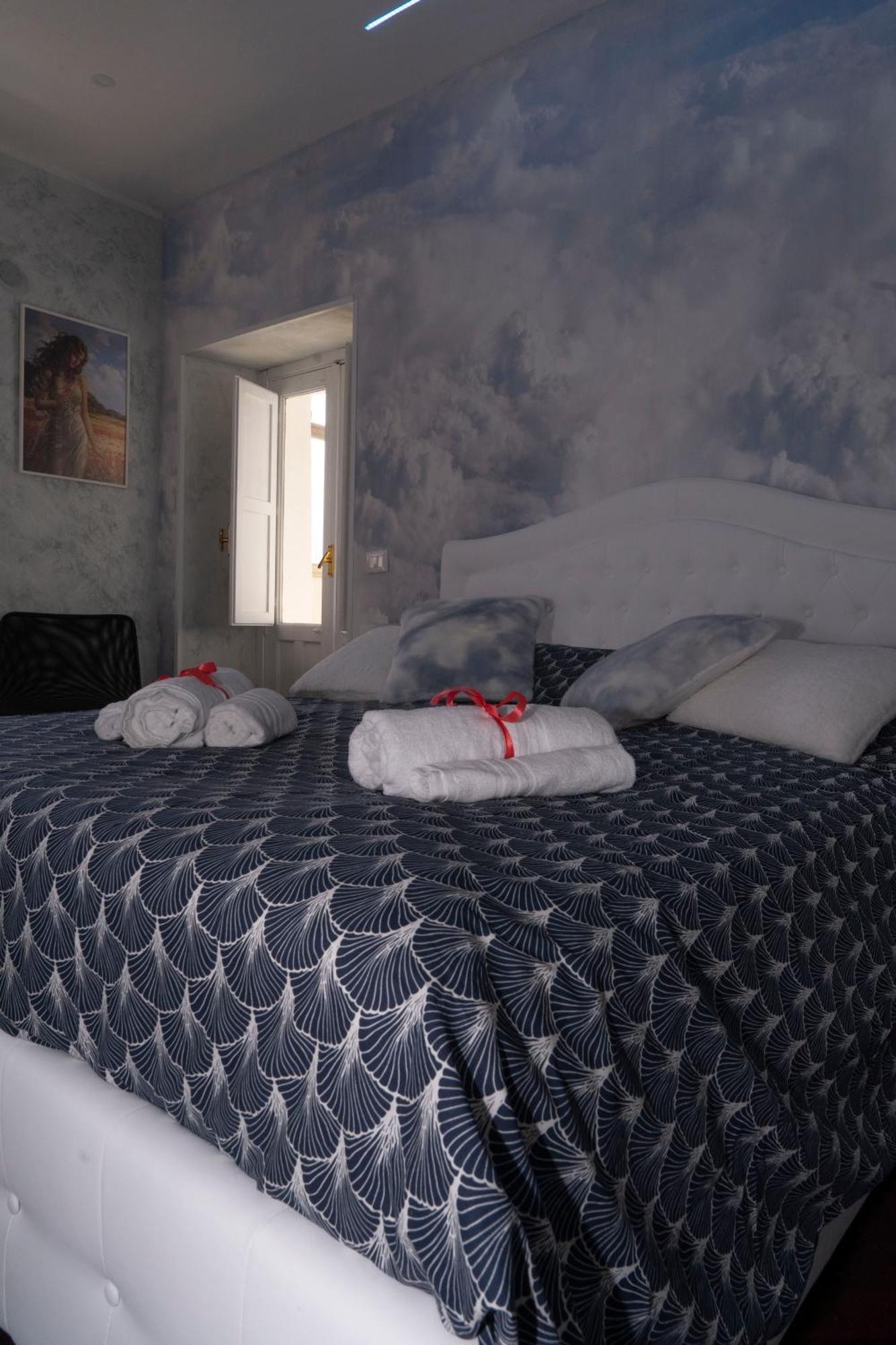 Etna Timeo Central Apartment In Baroque Building 卡塔尼亚 外观 照片
