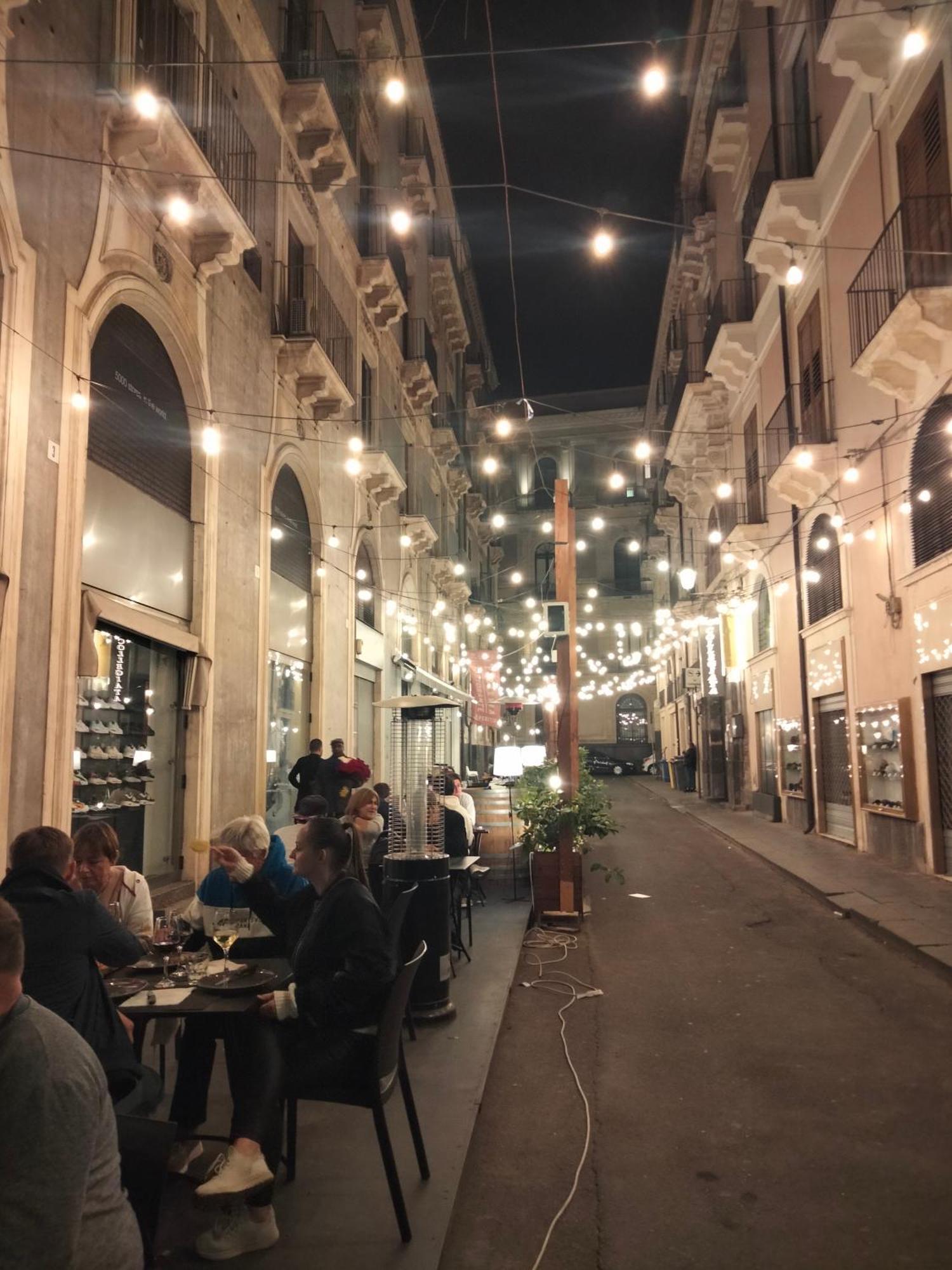 Etna Timeo Central Apartment In Baroque Building 卡塔尼亚 外观 照片